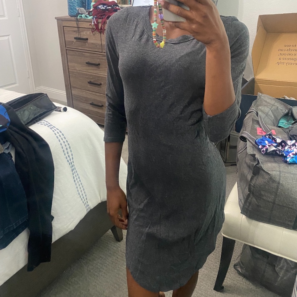 Heart & Hips | Size Small | Dark Grey T-shirt Dress